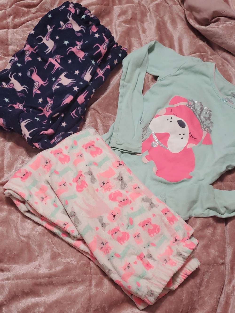 Carter's Kids Pajama Set Of Puppies And Bottoms Of unicorns Size 8